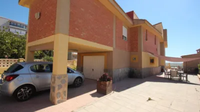 Chalet on Avinguda de la Llibertat photo 35