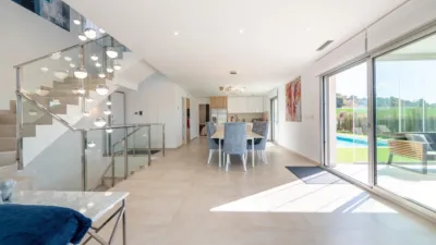 Chalet on Avenida de Algorfa photo 15