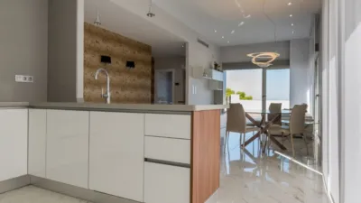 Chalet en venta en Calle Parcela R2 ,Pau-26 Orihuela Costa, Número 0, Las Filipinas-Villamartín-Canal Norte (Distrito Orihuela Costa. Orihuela) de 395.105 €