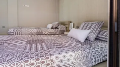 Chalet en venta en Calle Parcela R2 ,Pau-26 Orihuela Costa, Número 0, Las Filipinas-Villamartín-Canal Norte (Distrito Orihuela Costa. Orihuela) de 395.105 €