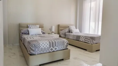 Chalet en venta en Calle Parcela R2 ,Pau-26 Orihuela Costa, Número 0, Las Filipinas-Villamartín-Canal Norte (Distrito Orihuela Costa. Orihuela) de 395.105 €