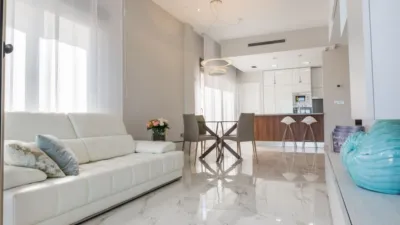 Chalet en venta en Calle Parcela R2 ,Pau-26 Orihuela Costa, Número 0, Las Filipinas-Villamartín-Canal Norte (Distrito Orihuela Costa. Orihuela) de 395.105 €