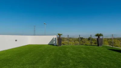 Chalet en venta en Calle Parcela R2 ,Pau-26 Orihuela Costa, Número 0, Las Filipinas-Villamartín-Canal Norte (Distrito Orihuela Costa. Orihuela) de 395.105 €
