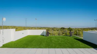 Chalet en venta en Calle Parcela R2 ,Pau-26 Orihuela Costa, Número 0, Las Filipinas-Villamartín-Canal Norte (Distrito Orihuela Costa. Orihuela) de 395.105 €