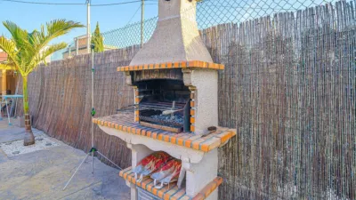 Chalet on Calle Acequia Rio photo 11
