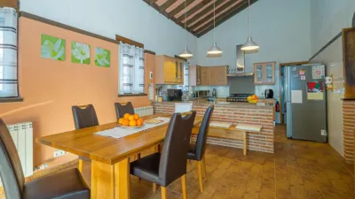 Chalet on Calle Acequia Rio photo 6