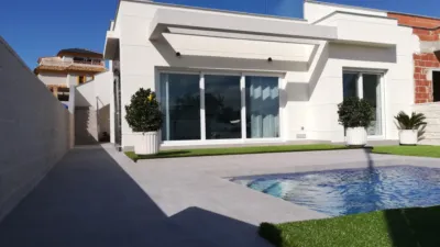 House in Los Montesinos - Más