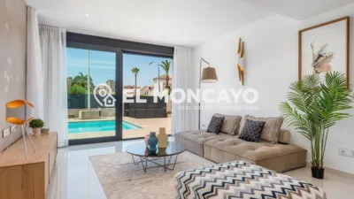 Chalet on Avenida Playa Honda photo 28