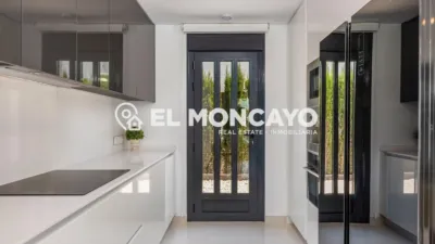 Chalet on Avenida Playa Honda photo 35