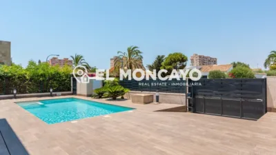 Chalet on Avenida Playa Honda photo 6