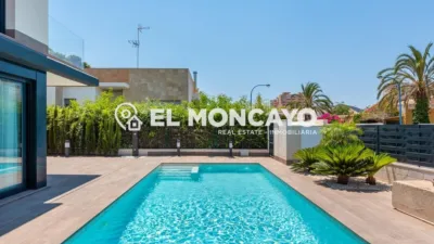 Chalet on Avenida Playa Honda photo 7