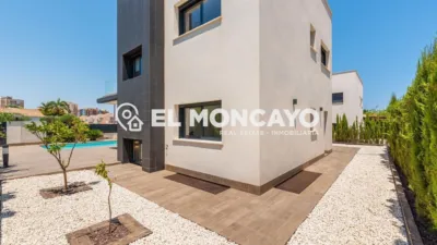 Chalet on Avenida Playa Honda photo 8