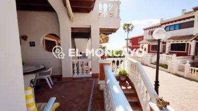 Terraced house on Avinguda de la Llibertat photo 16