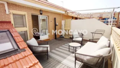 Bungalow-style apartment on Carrer de Rafael Alberti photo 18