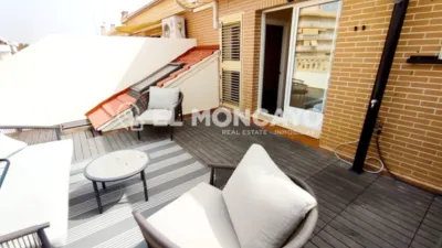 Bungalow-style apartment on Carrer de Rafael Alberti photo 19