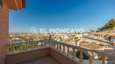 Chalet in La Marquesa photo 2
