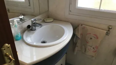 Chalet en alquiler en Arnia, Soto de La Marina (Santa Cruz de Bezana) de 1.600 €<span>/mes</span>