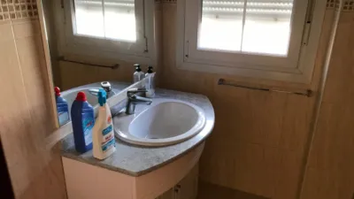 Chalet en alquiler en Arnia, Soto de La Marina (Santa Cruz de Bezana) de 1.600 €<span>/mes</span>