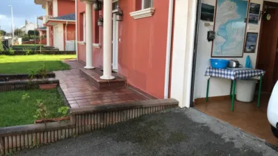 Chalet en alquiler en Arnia, Soto de La Marina (Santa Cruz de Bezana) de 1.600 €<span>/mes</span>