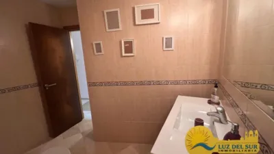 Piso en venta en Centro, Centro Histórico (Cádiz Capital) de 215.000 €