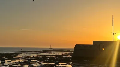 Piso en venta en La Caleta - La Viña, La Caleta-La Viña (Cádiz Capital) de 270.000 €