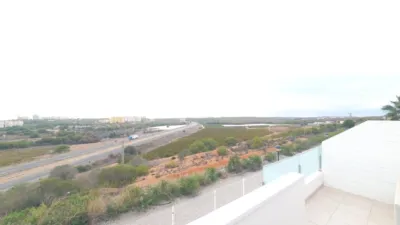 Casa adosada en venta en Cabo Roig, Los Dolses-Montezenia-Lomas de Cabo (Distrito Orihuela Costa. Orihuela) de 330.000 €
