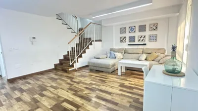 Casa adosada en venta en Guadalupe, Guadalupe (Distrito Pedanías Oeste. Murcia Capital) de 279.500 €