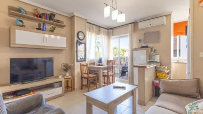 Apartamento en venta en Acequion, Acequión-Los Naúfragos (Torrevieja) de 126.000 €