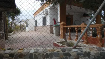 Chalet in Cañada Hermosa photo 3