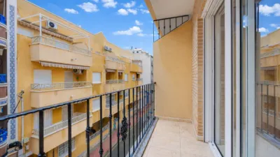 Apartment on Pedro Lorca Street photo 11