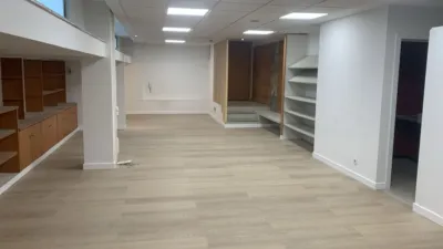 Oficina en venta en Avenida de Montserrat, 28 - Más