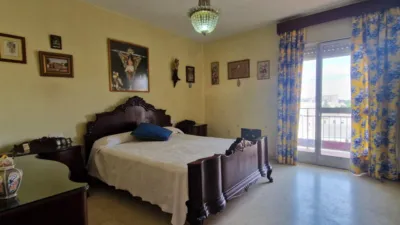Apartment on Diego Fernández Herrera Street photo 22