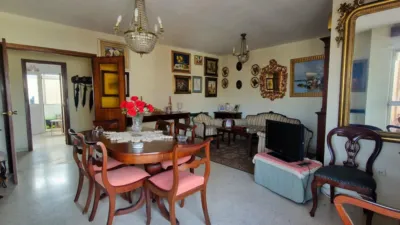 Apartment on Diego Fernández Herrera Street photo 3
