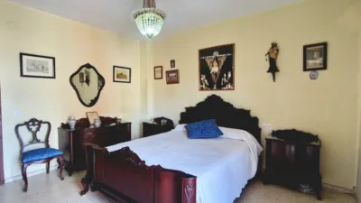 Apartment on Diego Fernández Herrera Street photo 9