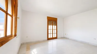 Apartment on Calle de San Antonio, 1 photo 5