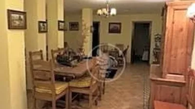 Chalet in Linares photo 11