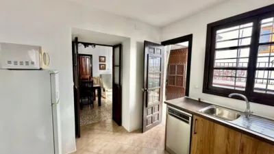 Rustic house on Andrade Navarrete Street photo 30