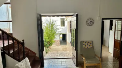 Rustic house on Andrade Navarrete Street photo 32