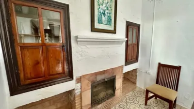 Rustic house on Andrade Navarrete Street photo 9
