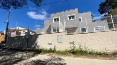 Semi-detached house in Urbanización Calicanto photo 3