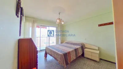 Apartment on Avenida González Vicen photo 13