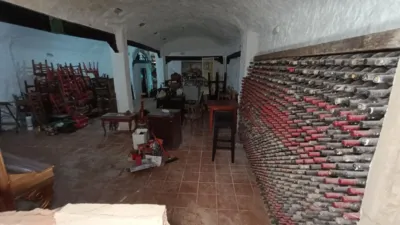 House in the Centre photo 6
