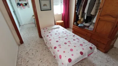 Apartment on Avda Alfonso X and Puente de San Miguel photo 16