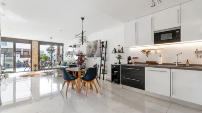 Casa adosada en venta en Avinguda de Colón, Torre de la Horadada (Pilar de la Horadada) de 429.000 €
