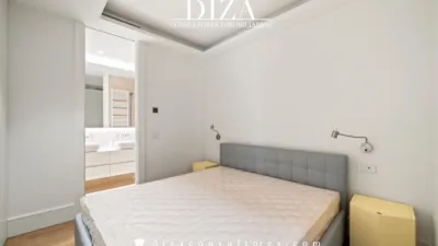 Piso en alquiler en Plaza de Santa Ana - Imagen 13