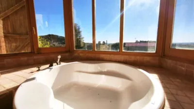 Chalet en venta en Calle de los Robles, 7, Borriol de 350.000 €