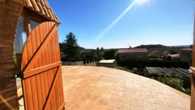 Chalet en venta en Calle de los Robles, 7, Borriol de 350.000 €