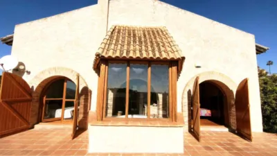 Chalet en venta en Calle de los Robles, 7, Borriol de 350.000 €