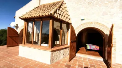 Chalet en venta en Calle de los Robles, 7, Borriol de 350.000 €