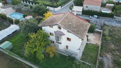 Chalet en venta en Calle de los Robles, 7, Borriol de 350.000 €